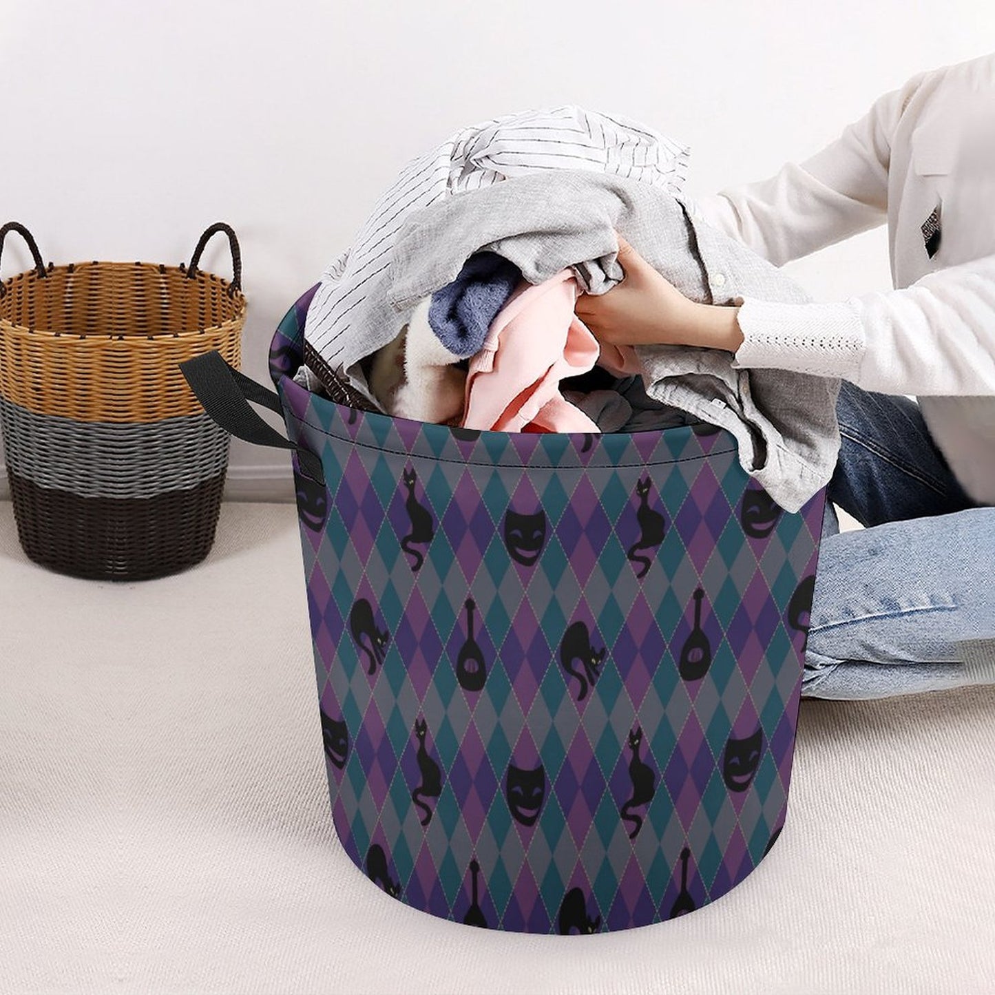 Catty Troubadour Collapsible Laundry Basket