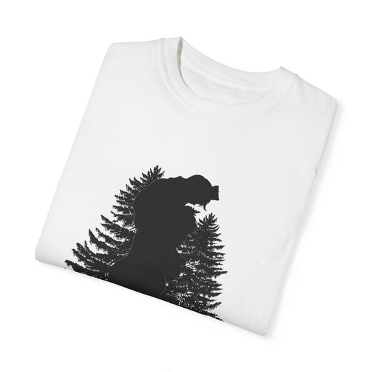 Sasquatch Dad Silhouette Simple Uni Garment-Dyed T-shirt Gift for Fathers
